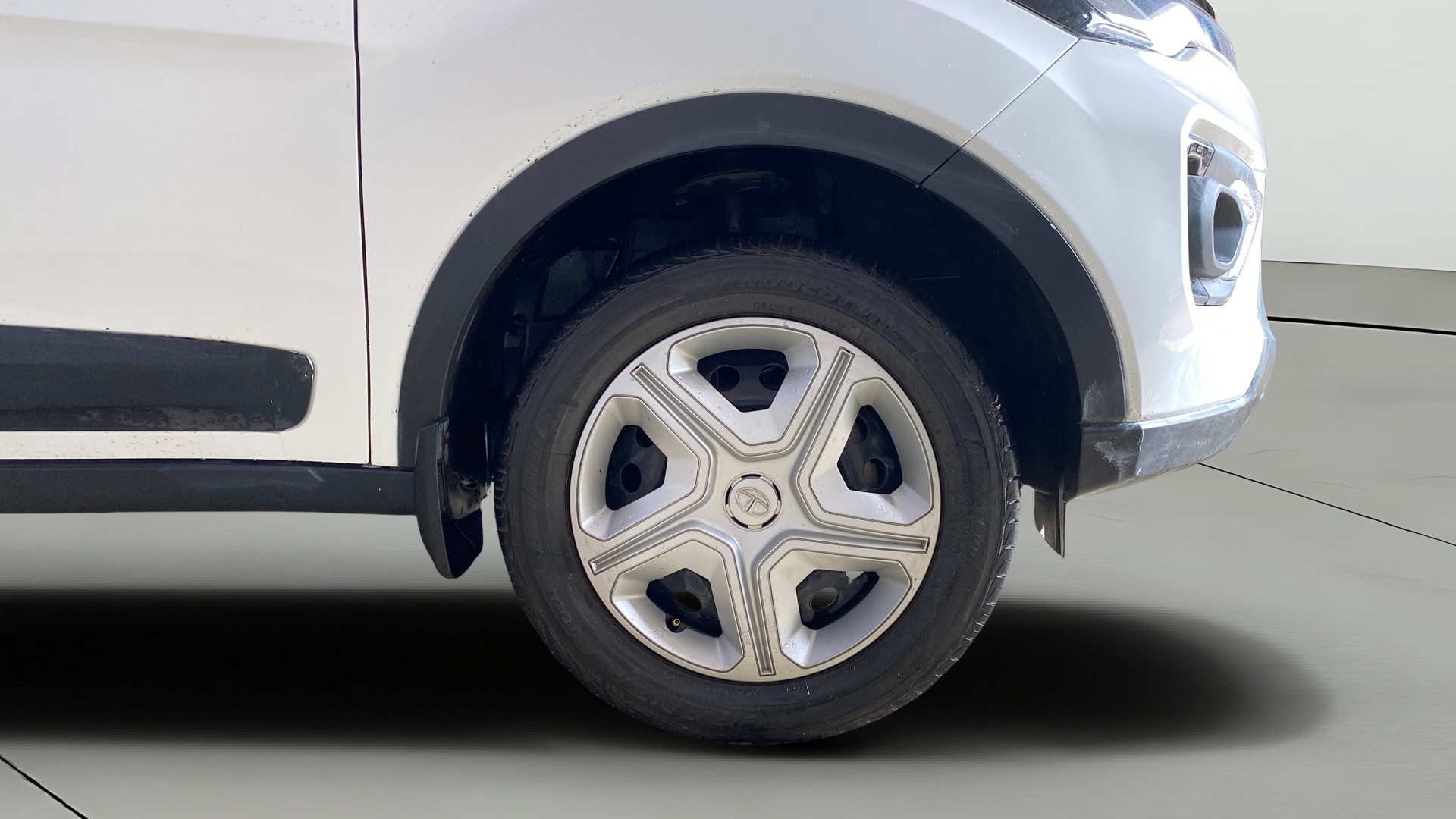 View 2022 Tata Nexon Revotron XE Image 41 Used 2022 Tata Nexon Revotron XE Image 41
