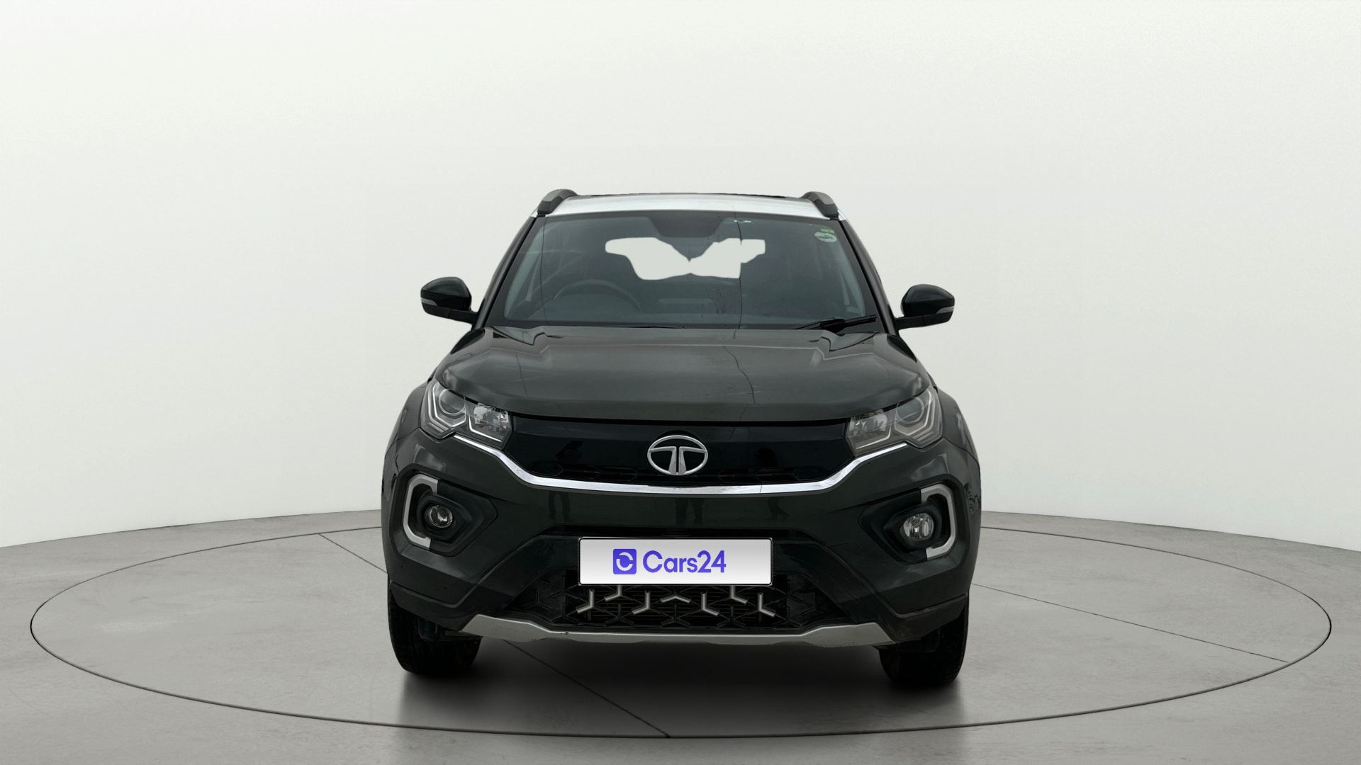 View 2021 Tata Nexon Revotron XE Image 1 Used 2021 Tata Nexon Revotron XE Image 1