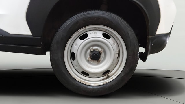 View Nissan Magnite Image 11 Used Nissan Magnite Image 11