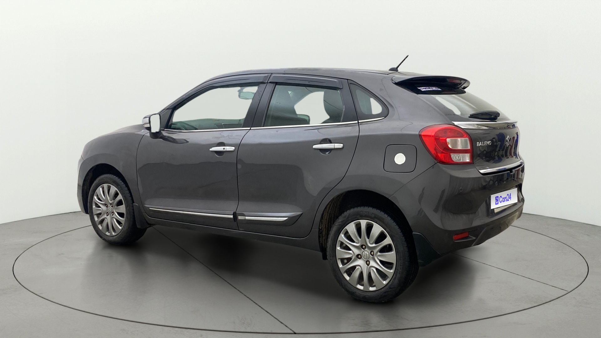 View 2018 Maruti Suzuki 1000 Base Variant Image 2 Used 2018 Maruti Suzuki 1000 Base Variant Image 2