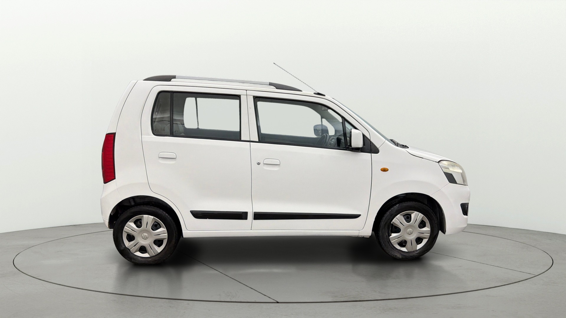 Used 2017 Maruti Suzuki 1000 Used 2017 Maruti Suzuki 1000