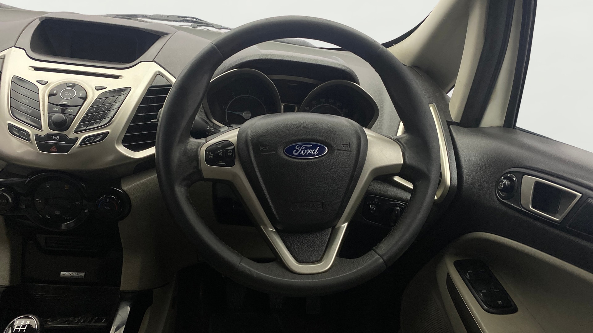 View 2016 Ford EcoSport 1.5 TDCi Diesel Ambiente BS IV Image 20 Used 2016 Ford EcoSport 1.5 TDCi Diesel Ambiente BS IV Image 20