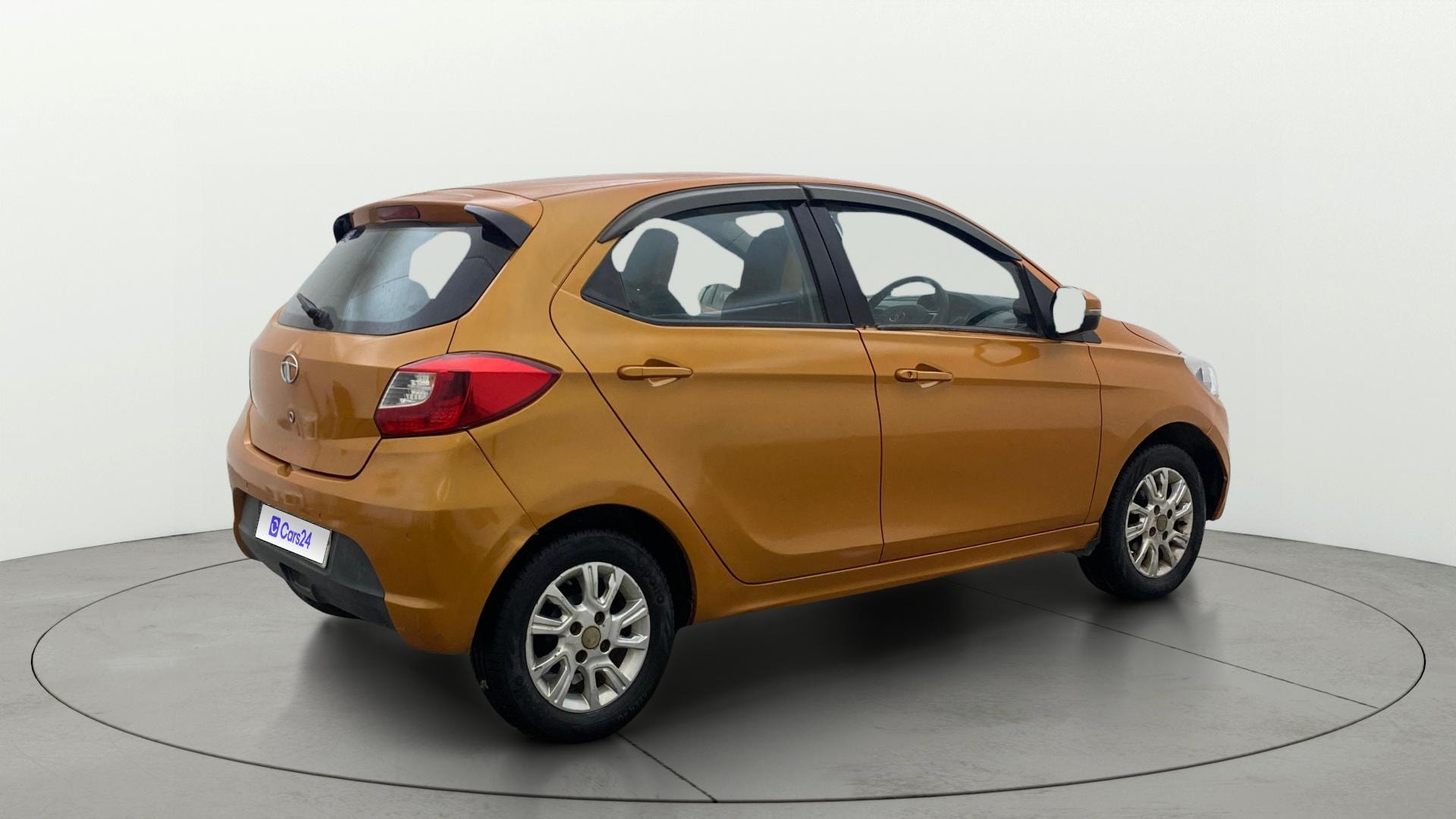 View 2016 Tata Tiago Revotorq XB Image 42 Used 2016 Tata Tiago Revotorq XB Image 42