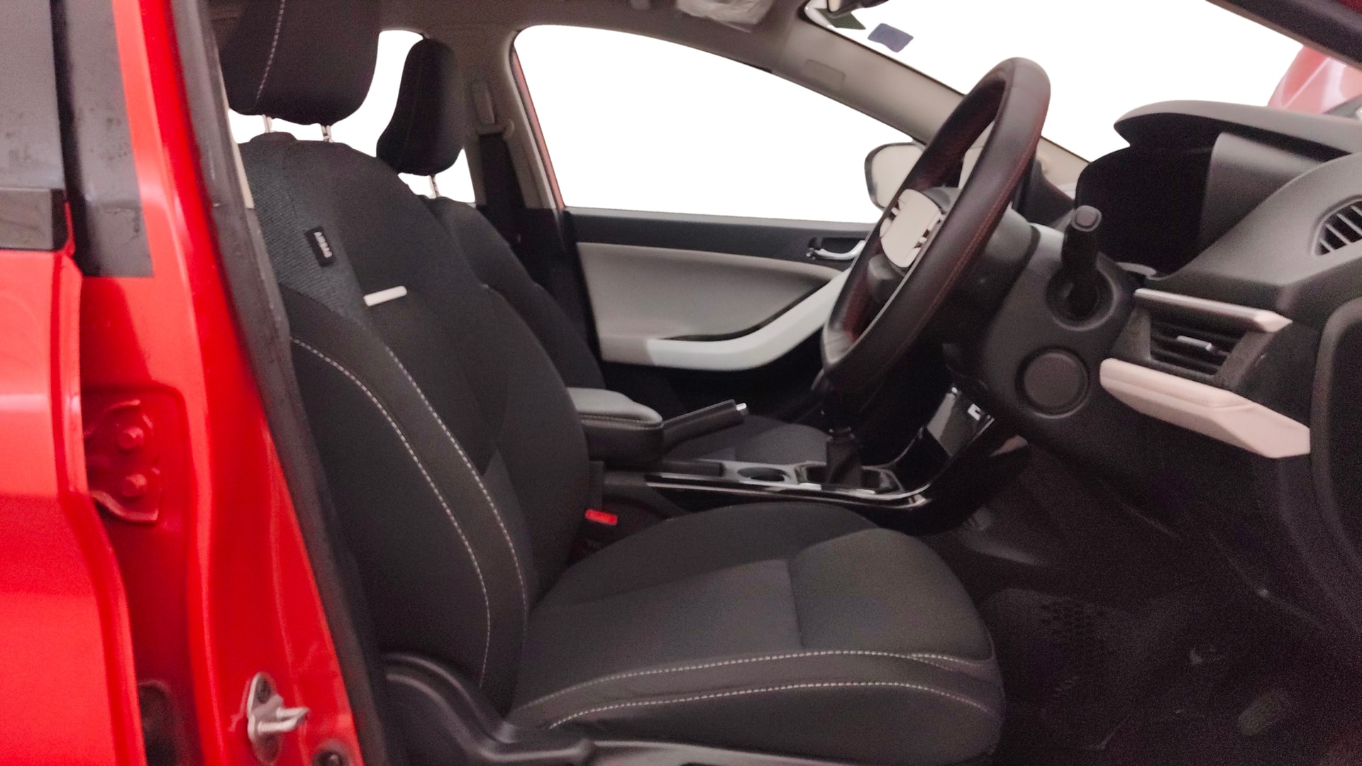 View 2024 Tata Nexon Creative Plus 1.2 iCNG Image 26 Used 2024 Tata Nexon Creative Plus 1.2 iCNG Image 26
