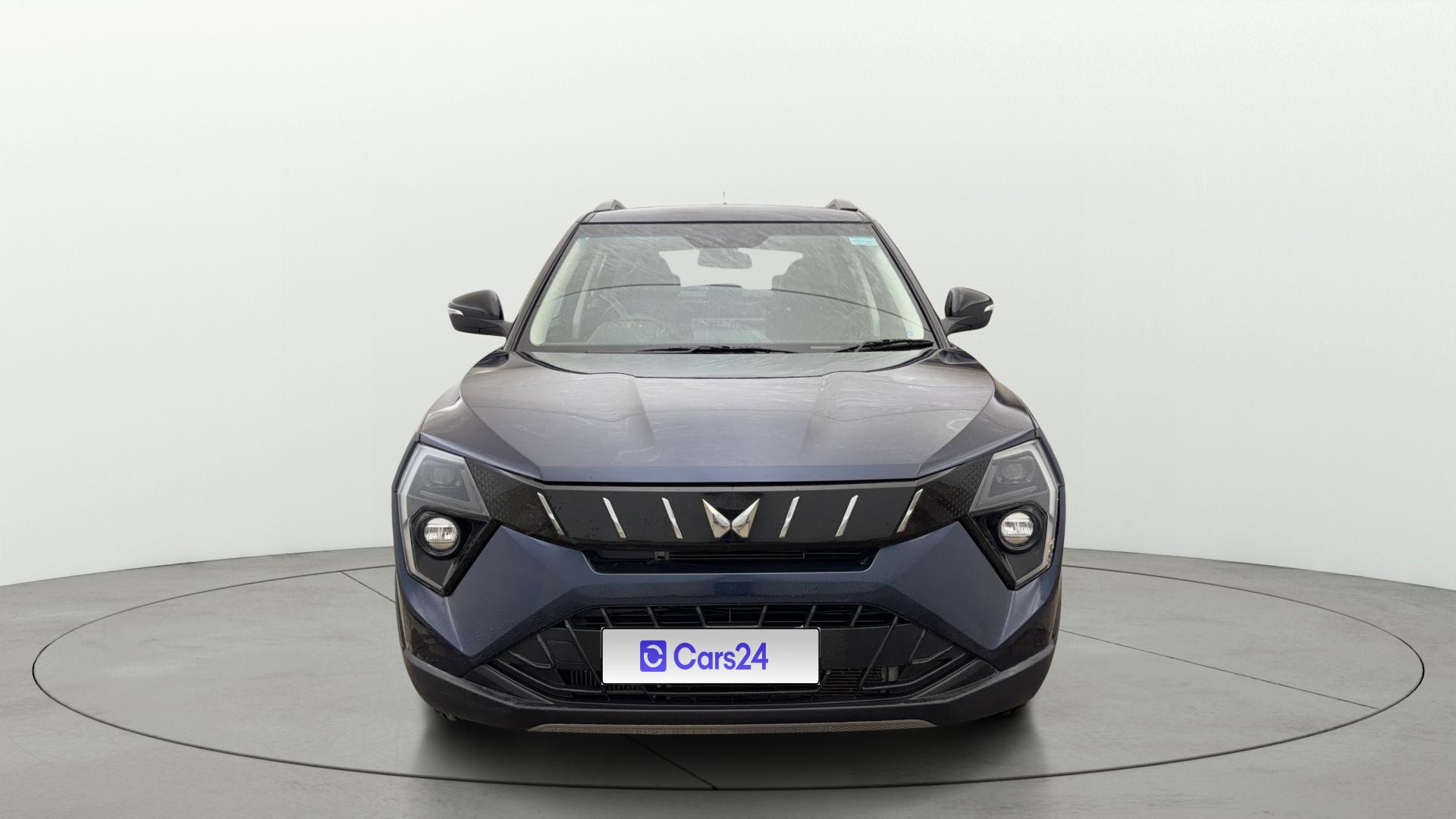 2025 महिंद्रा एक्सयूवी 3XO AX5 1.2 L TCMPFi 2025 महिंद्रा एक्सयूवी 3XO AX5 1.2 L TCMPFi