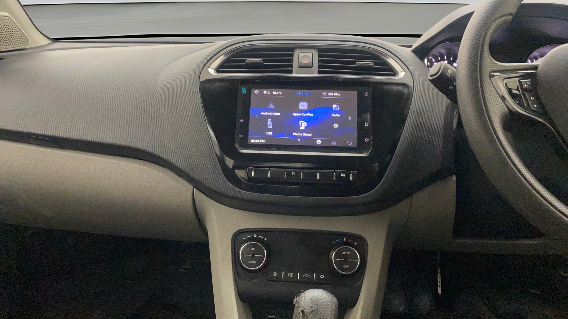View 2019 टाटा टियागो Revotorq XB Image 17 Used 2019 टाटा टियागो Revotorq XB Image 17