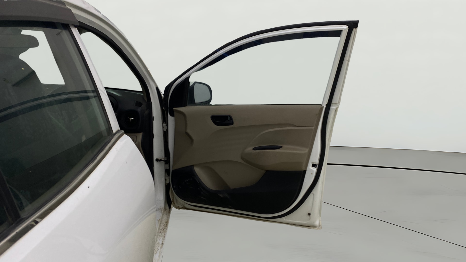 View 2021 Hyundai New Santro D-Lite Petrol Image 43 Used 2021 Hyundai New Santro D-Lite Petrol Image 43