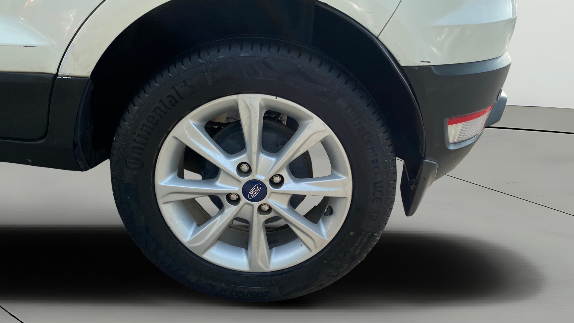 View 2020 Ford EcoSport 1.5 TDCi Diesel Ambiente BS IV Image 11 Used 2020 Ford EcoSport 1.5 TDCi Diesel Ambiente BS IV Image 11