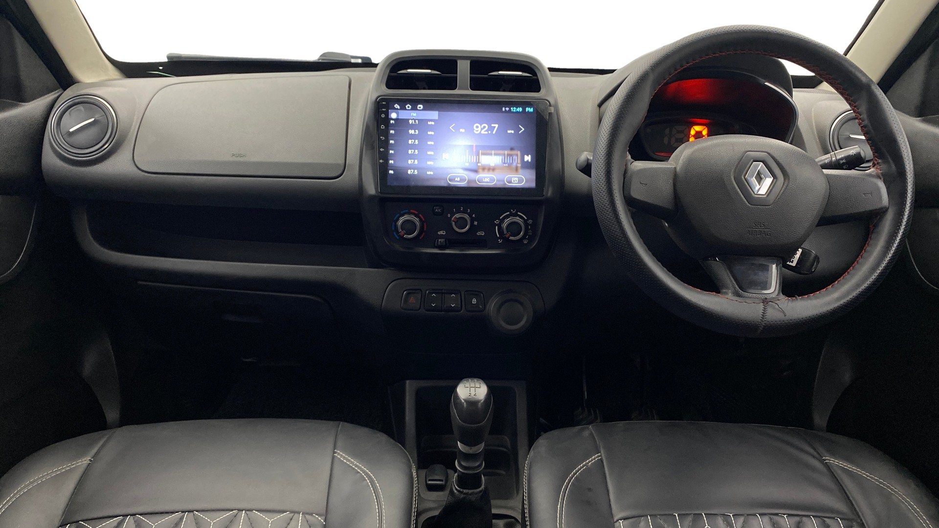 View 2017 Renault Kwid RXT 1.0 Image 15 Used 2017 Renault Kwid RXT 1.0 Image 15