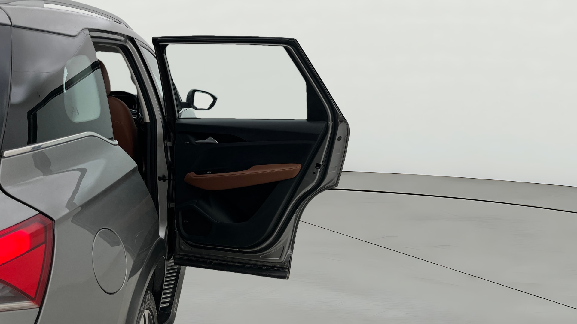 View 2022 MG Hector Plus Sharp CVT Petrol Image 8 Used 2022 MG Hector Plus Sharp CVT Petrol Image 8