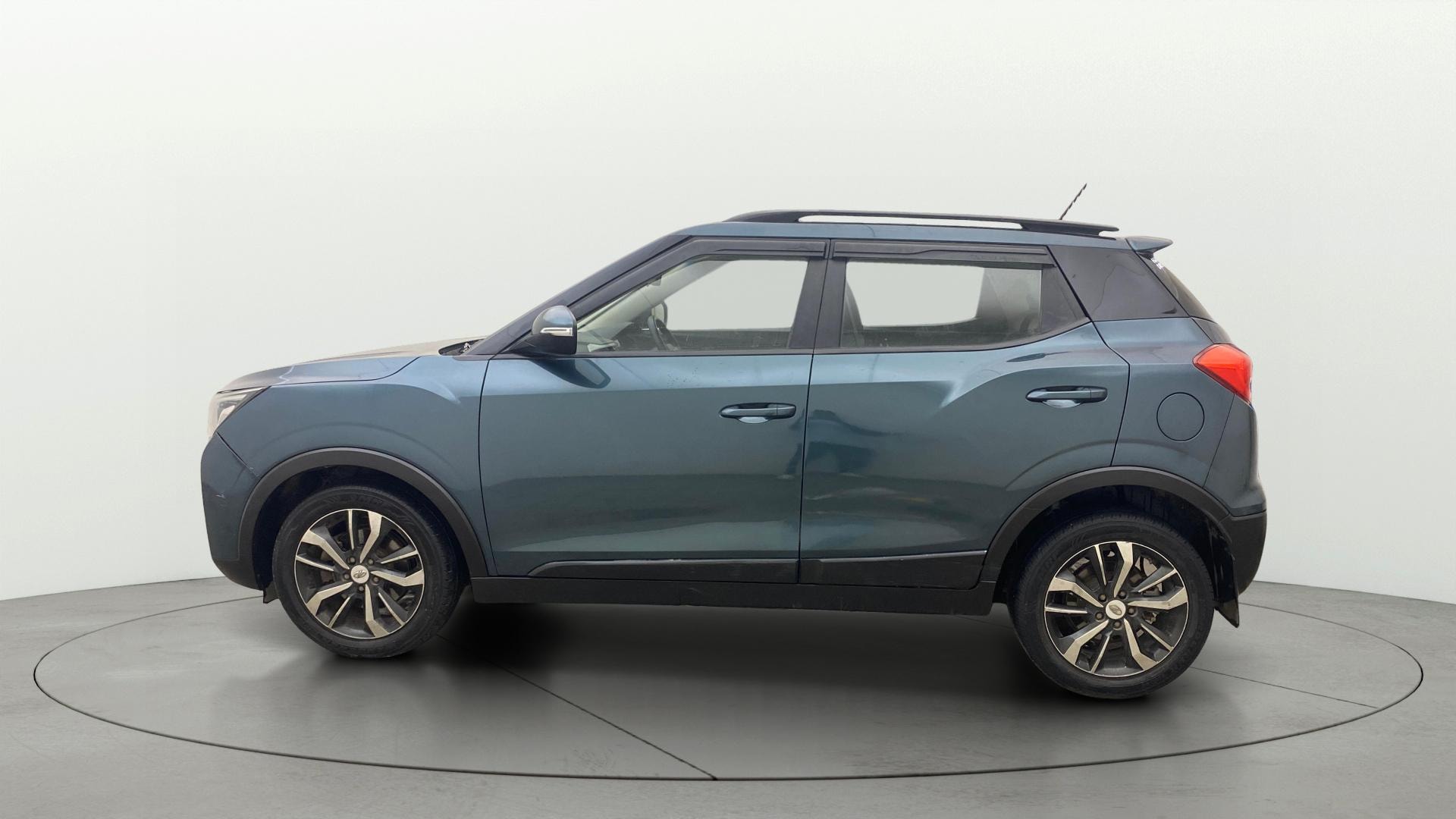 Used 2020 Mahindra XUV300 Used 2020 Mahindra XUV300