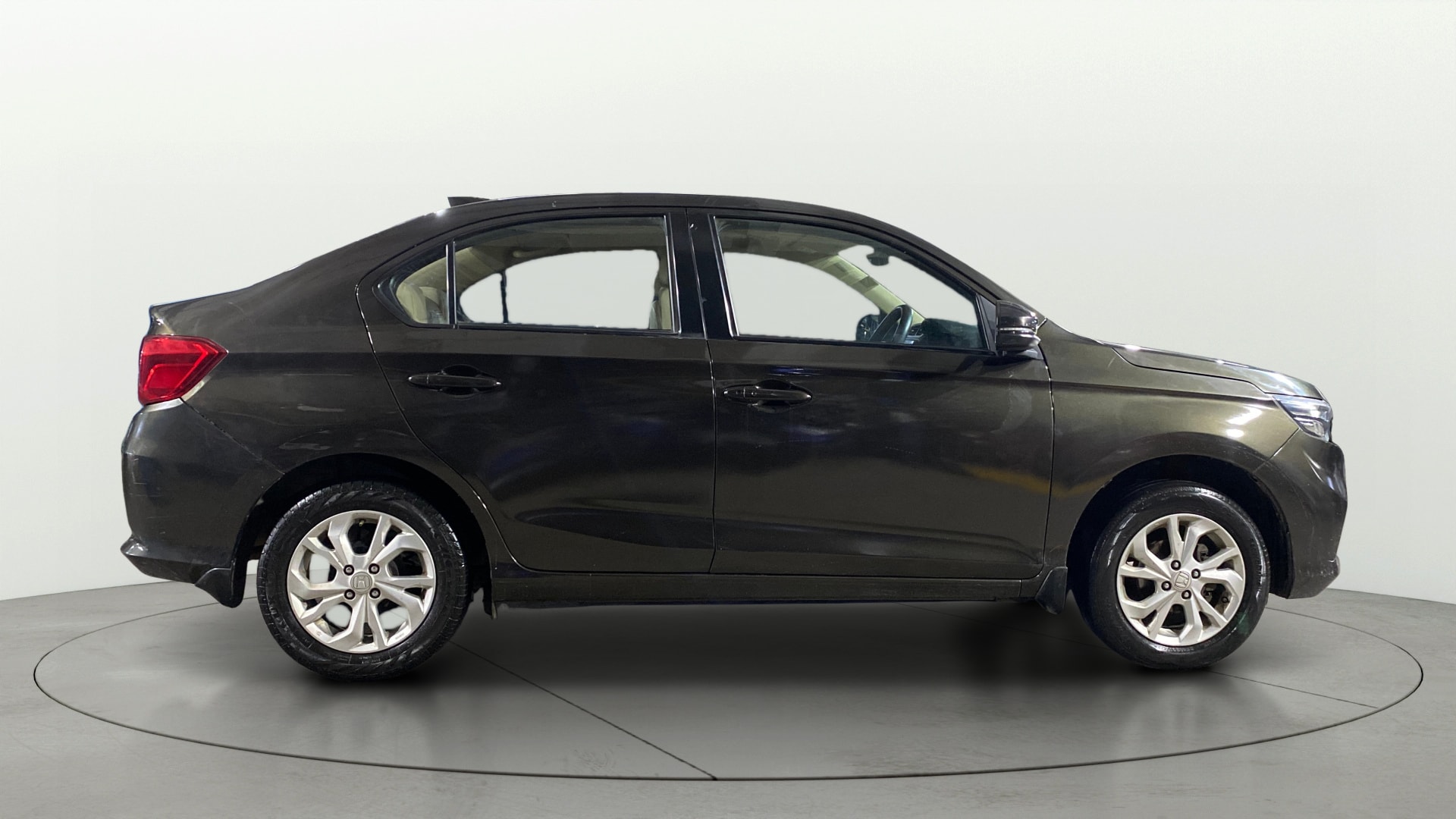 View 2019 Honda Amaze E MT Petrol BS IV Image 9 Used 2019 Honda Amaze E MT Petrol BS IV Image 9