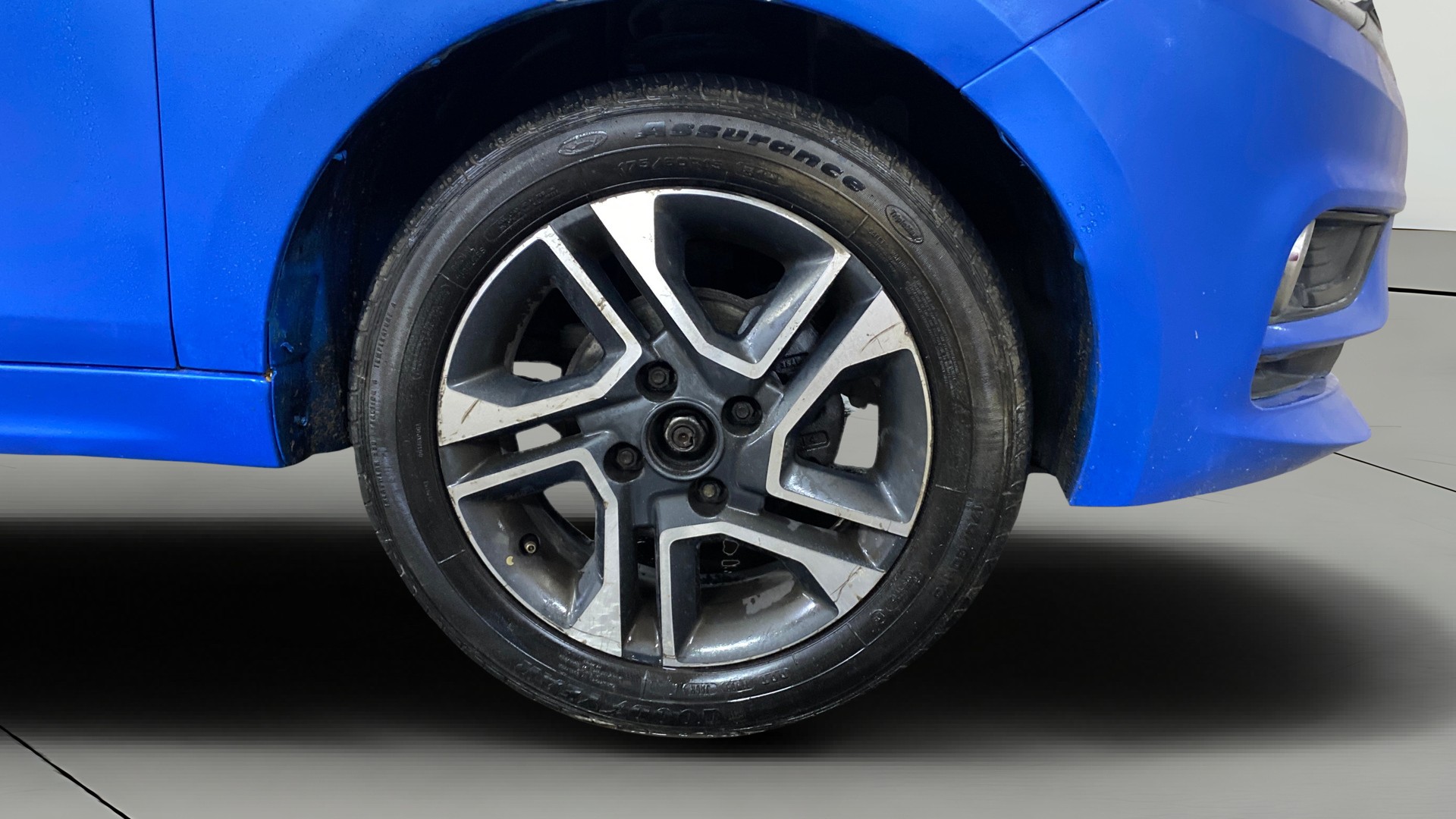 View 2020 Tata Tiago Revotorq XB Image 40 Used 2020 Tata Tiago Revotorq XB Image 40
