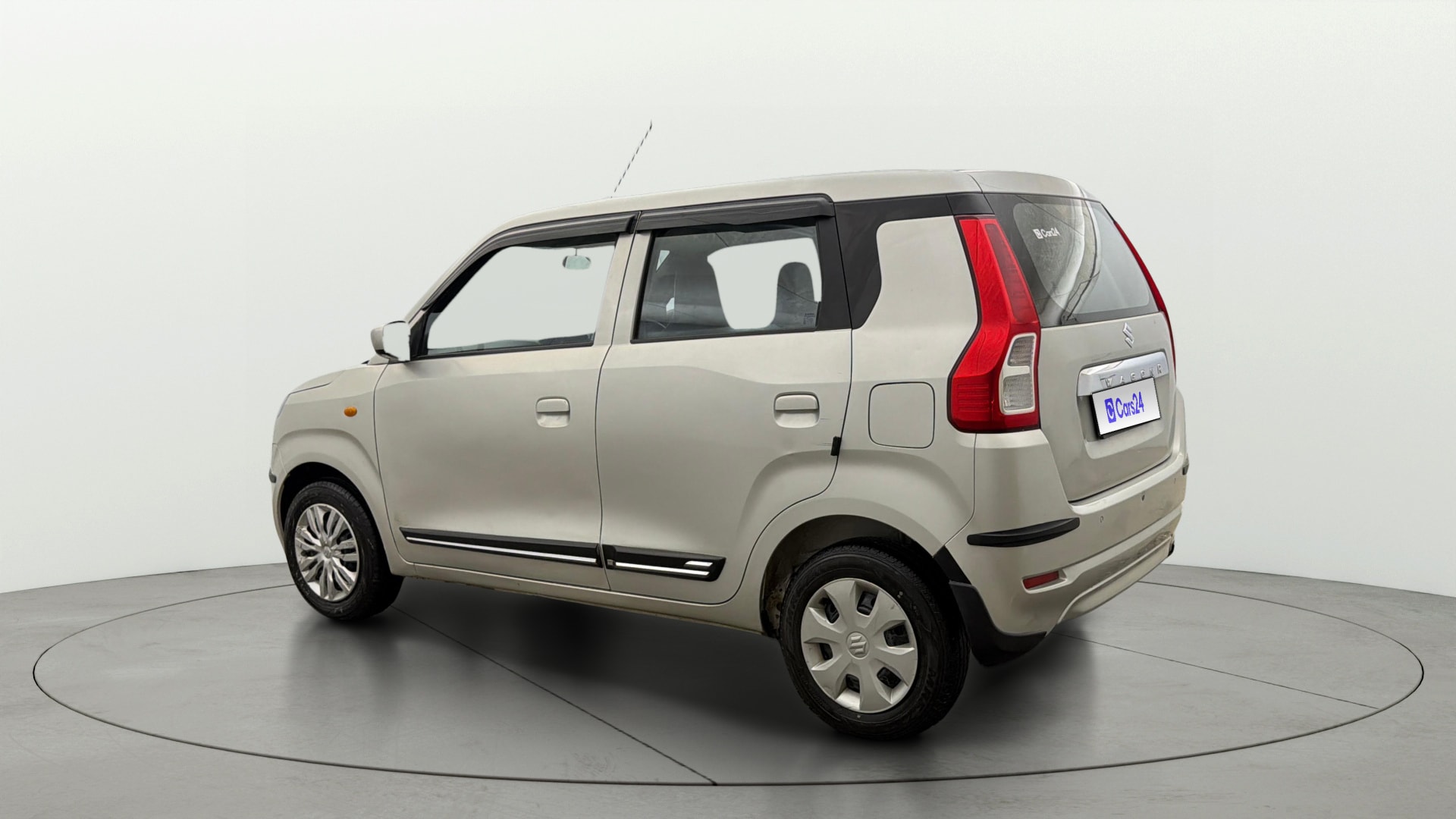 View 2020 Maruti Suzuki 1000 Base Variant Image 2 Used 2020 Maruti Suzuki 1000 Base Variant Image 2