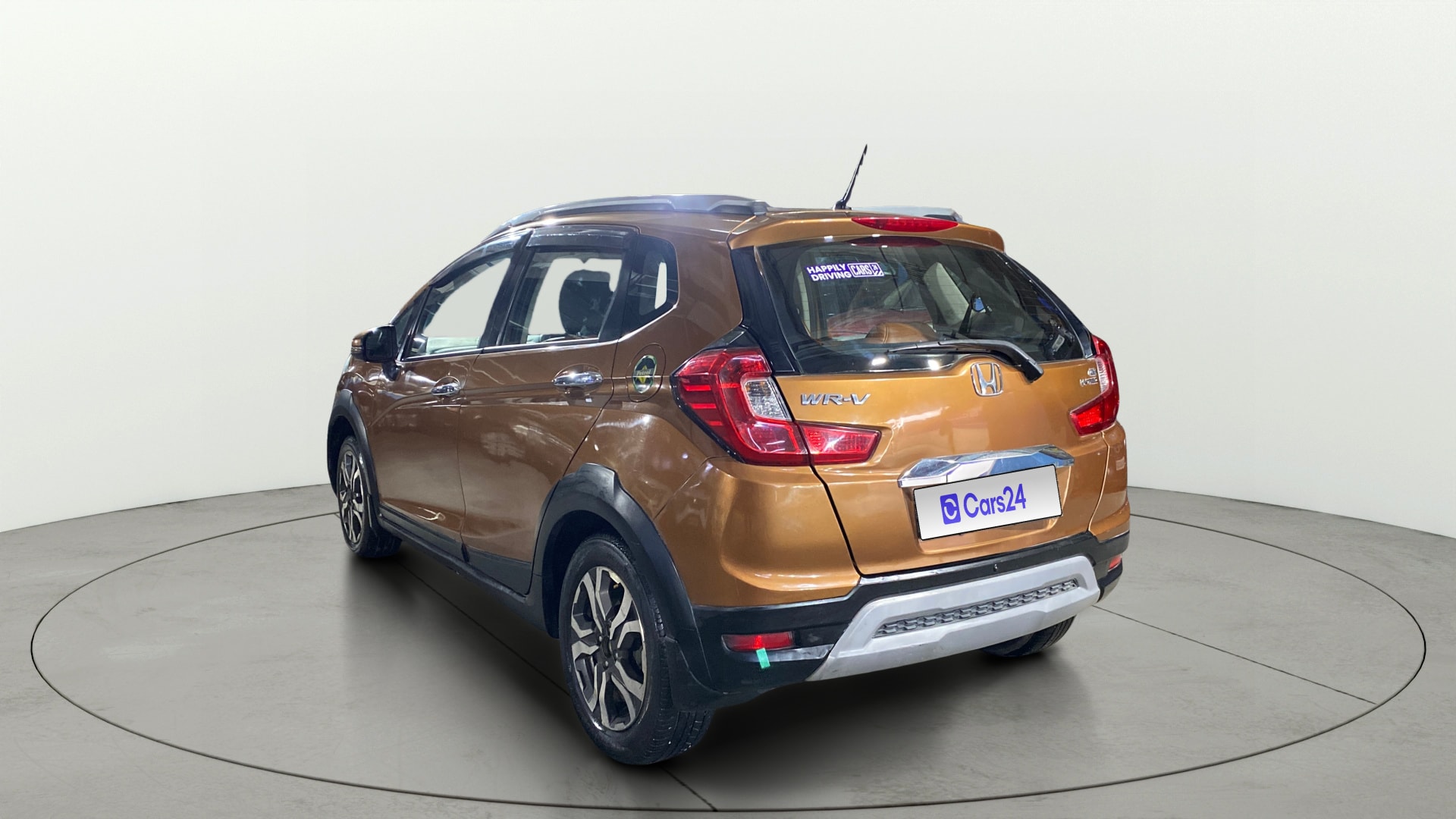 View 2017 Honda WR-V S MT Diesel Edge Edition Image 2 Used 2017 Honda WR-V S MT Diesel Edge Edition Image 2