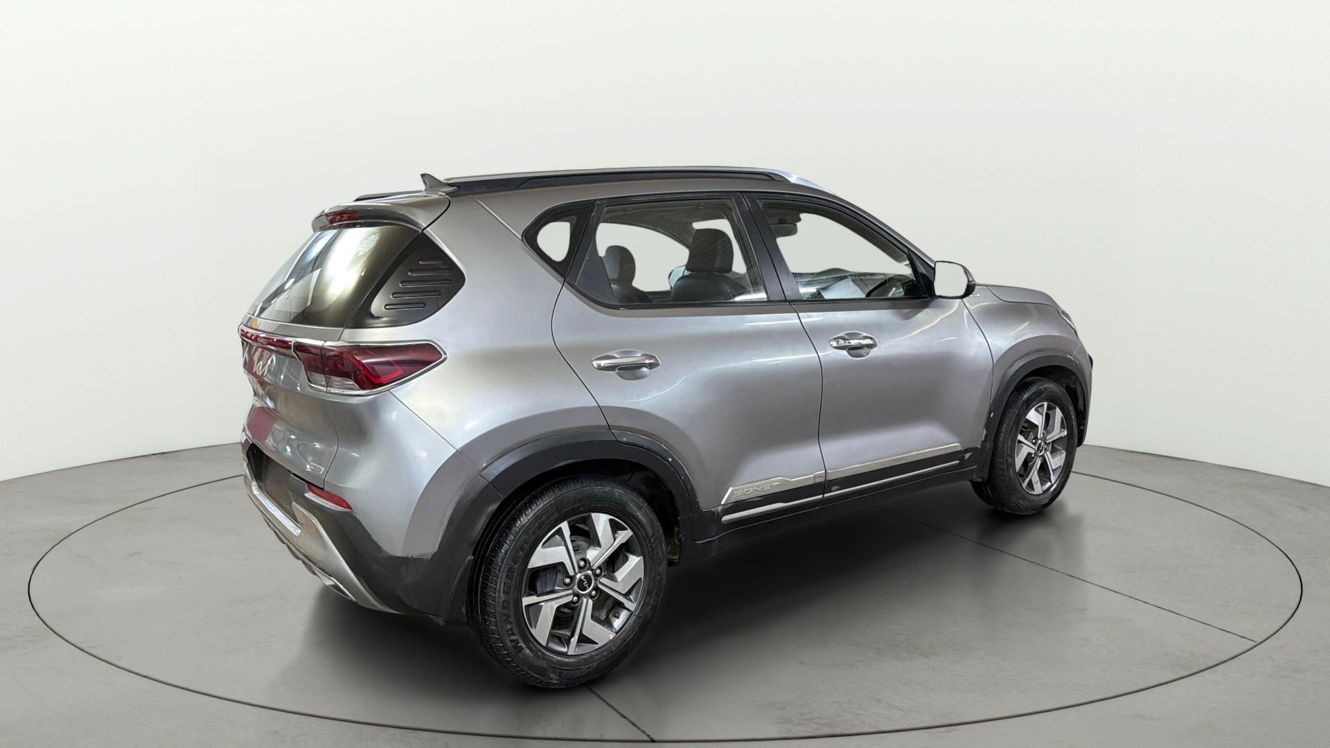 View 2021 Kia Sonet HTX iMT Petrol Image 46 Used 2021 Kia Sonet HTX iMT Petrol Image 46