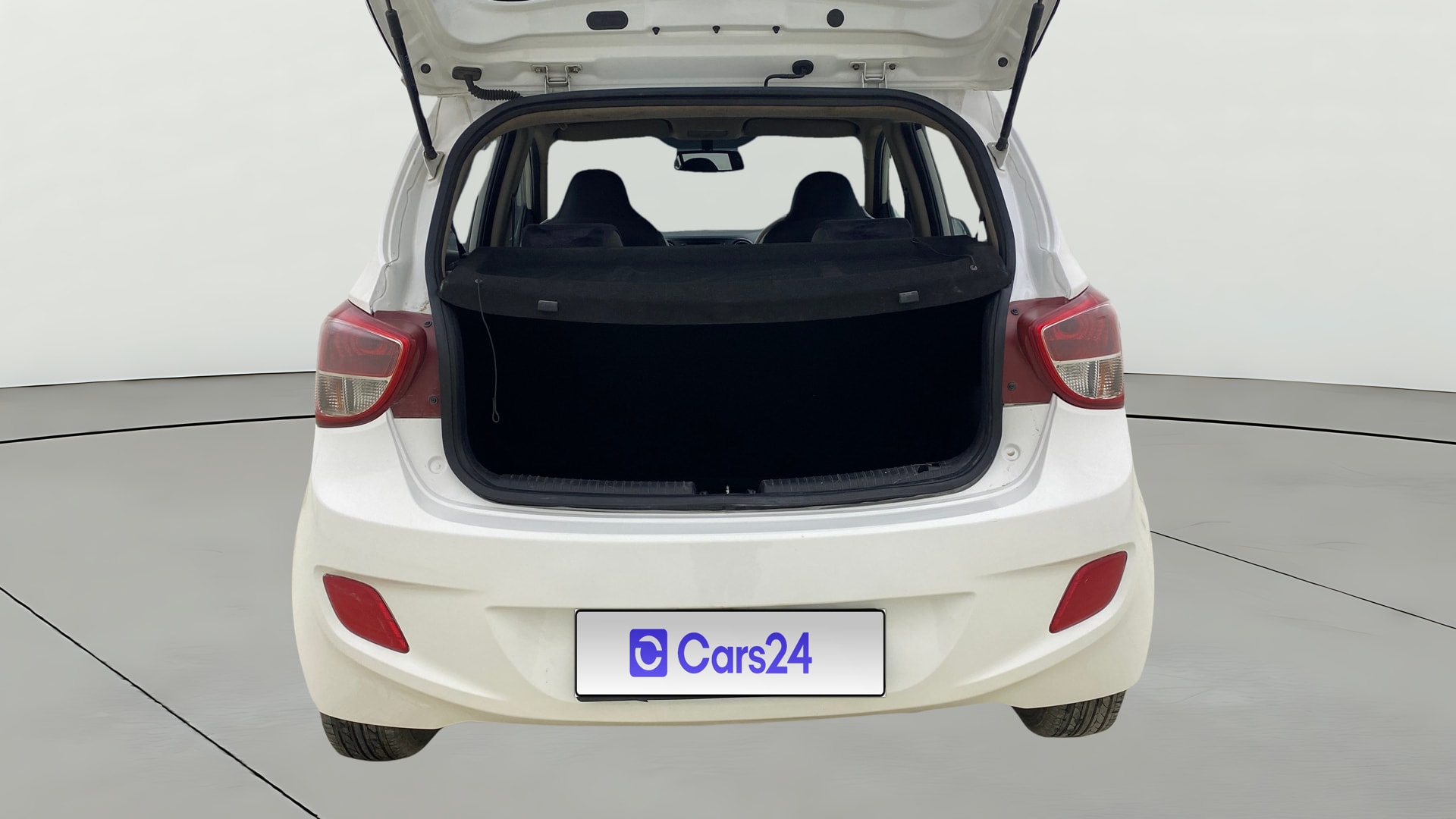 View 2015 Hyundai Grand i10 Asta AT 1.2 Kappa VTVT Image 37 Used 2015 Hyundai Grand i10 Asta AT 1.2 Kappa VTVT Image 37