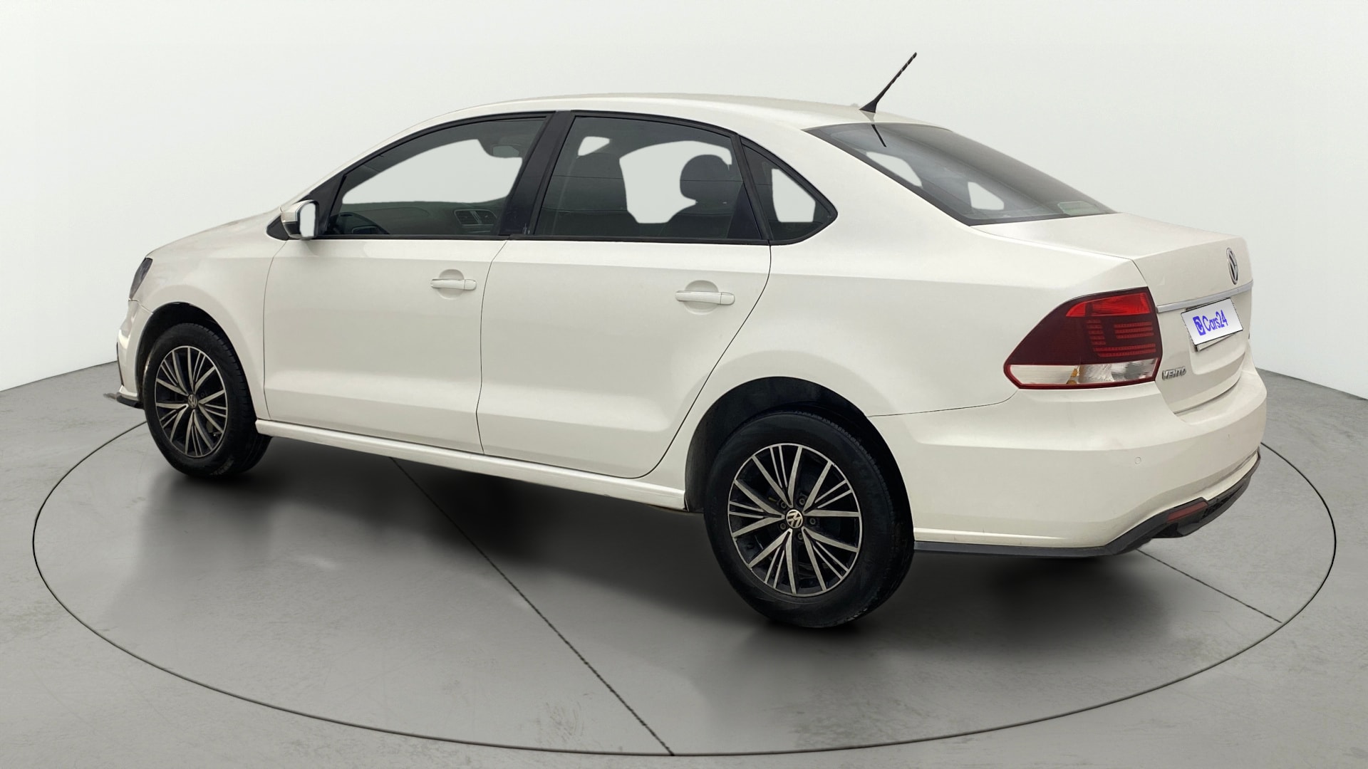 View 2021 Volkswagen Vento 1.0 L TSI Highline Petrol Image 2 Used 2021 Volkswagen Vento 1.0 L TSI Highline Petrol Image 2