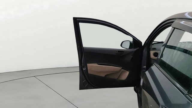 View Hyundai Grand i10 Image 31 Used Hyundai Grand i10 Image 31