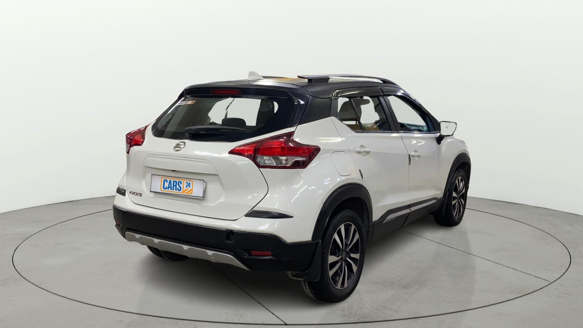 Used 2021 Nissan Kicks Used 2021 Nissan Kicks