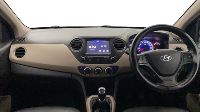 View Hyundai Grand i10 Image 32 Used Hyundai Grand i10 Image 32