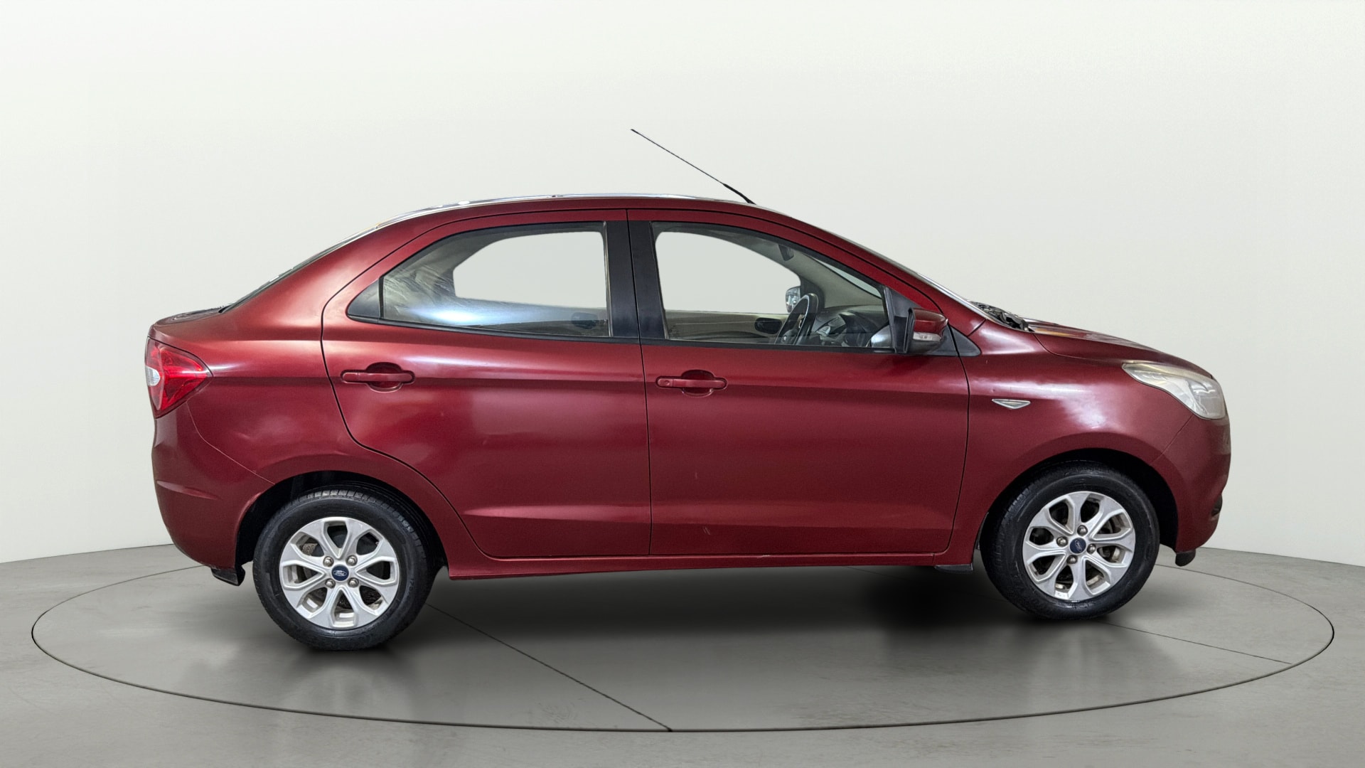 View 2016 Ford Figo Aspire 1.2P Ambiente MT BS IV Image 8 Used 2016 Ford Figo Aspire 1.2P Ambiente MT BS IV Image 8