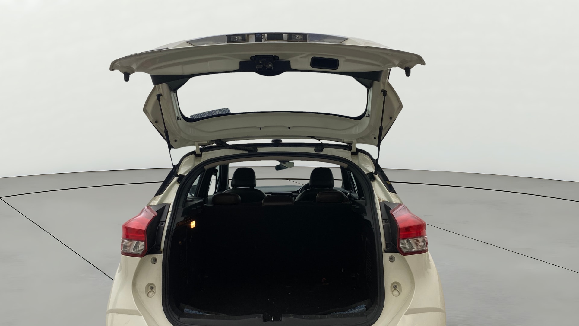 View 2020 Nissan Kicks XV Petrol BS IV Image 39 Used 2020 Nissan Kicks XV Petrol BS IV Image 39