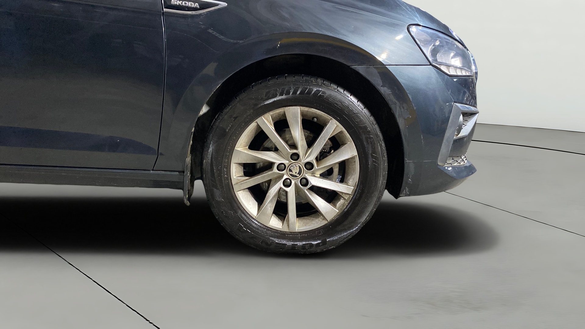 View 2022 Skoda Slavia Ambition 1.0 TSI MT Image 41 Used 2022 Skoda Slavia Ambition 1.0 TSI MT Image 41