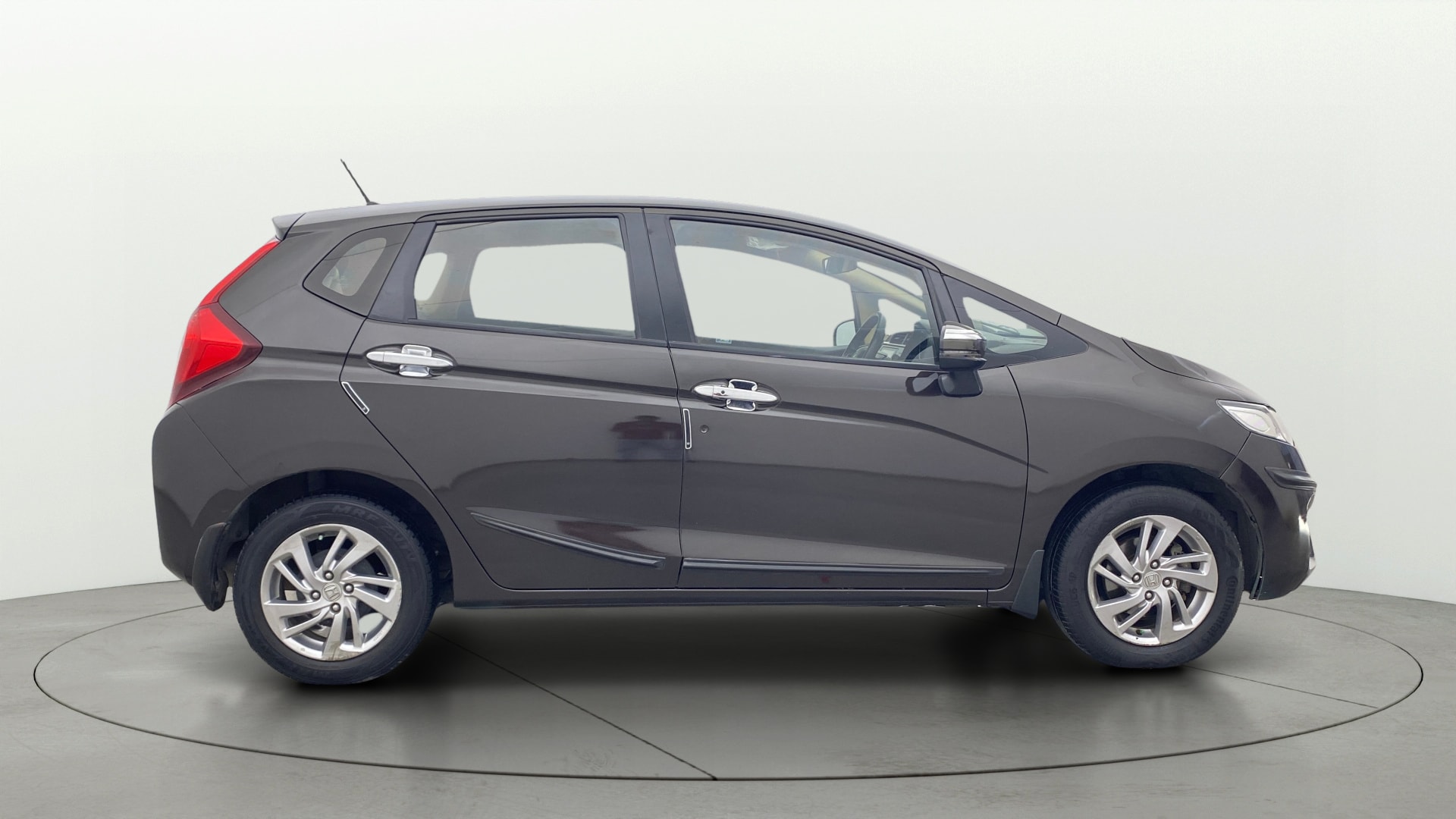 View 2019 Honda Jazz E MT Diesel Image 9 Used 2019 Honda Jazz E MT Diesel Image 9