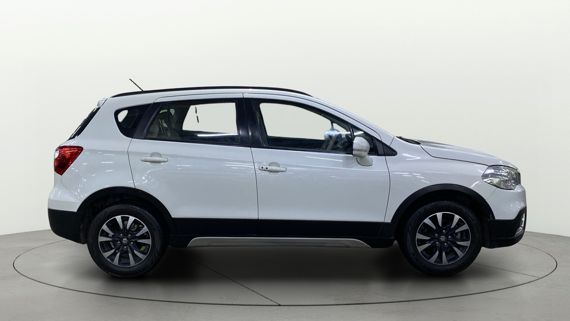 View 2021 Maruti Suzuki 1000 Base Variant Image 27 Used 2021 Maruti Suzuki 1000 Base Variant Image 27