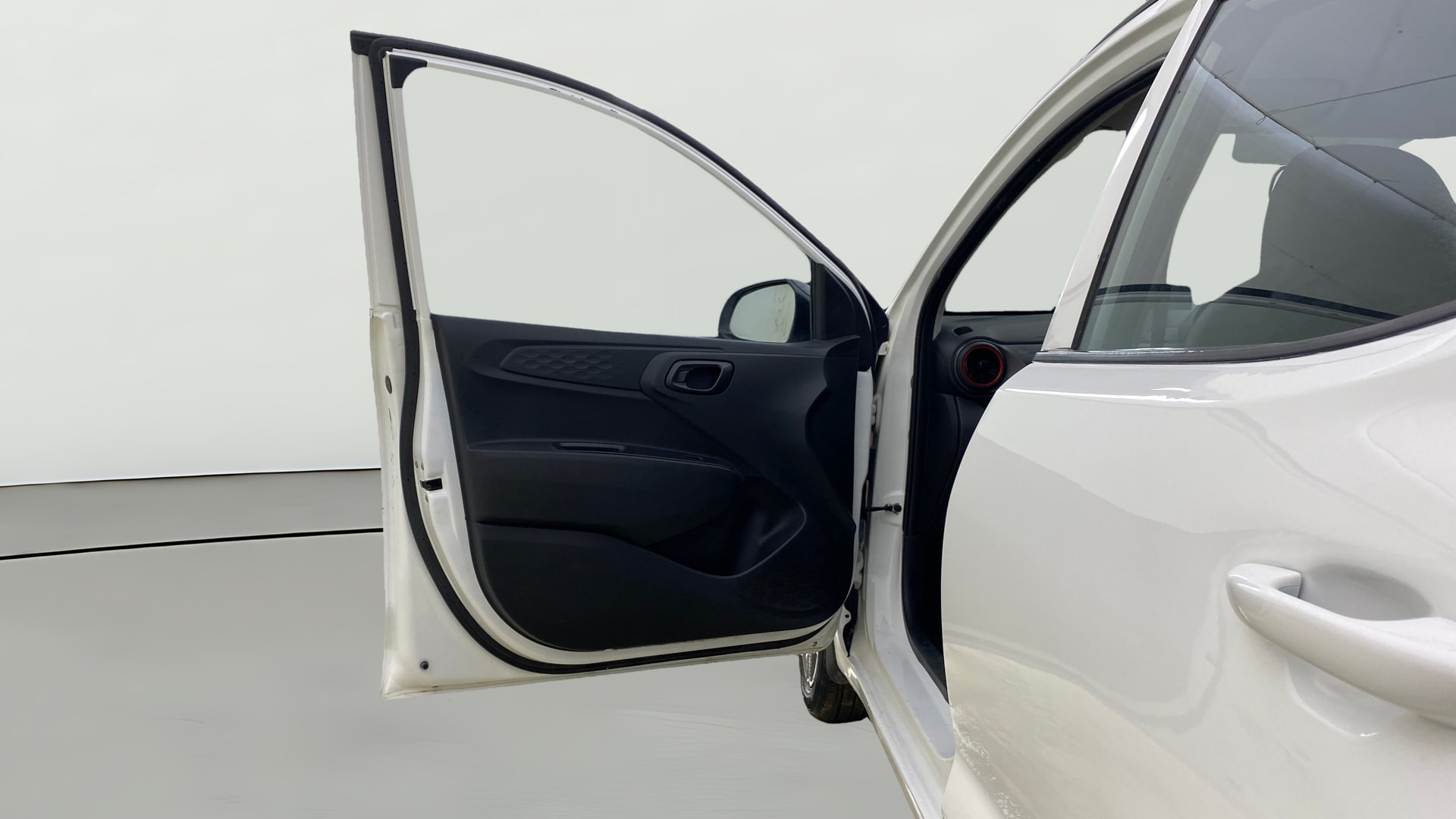View 2022 Hyundai Grand i10 Nios Magna AMT Corporate Edition Petrol Image 31 Used 2022 Hyundai Grand i10 Nios Magna AMT Corporate Edition Petrol Image 31