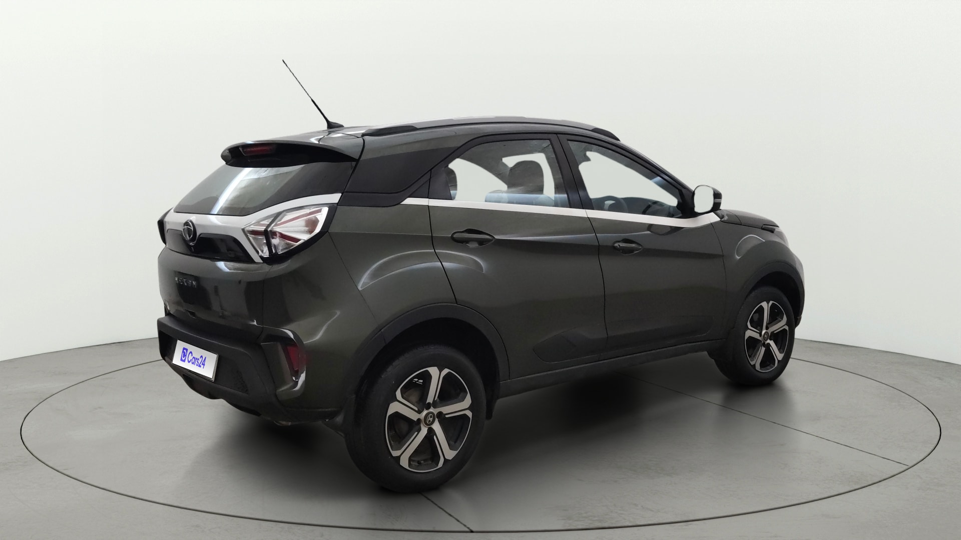 View 2021 Tata Nexon Revotron XE Image 44 Used 2021 Tata Nexon Revotron XE Image 44