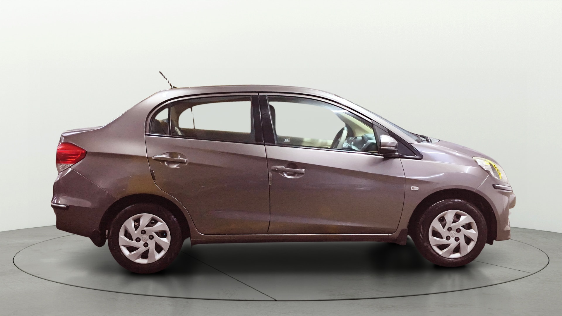 View 2015 Honda Amaze E MT Petrol BS IV Image 8 Used 2015 Honda Amaze E MT Petrol BS IV Image 8