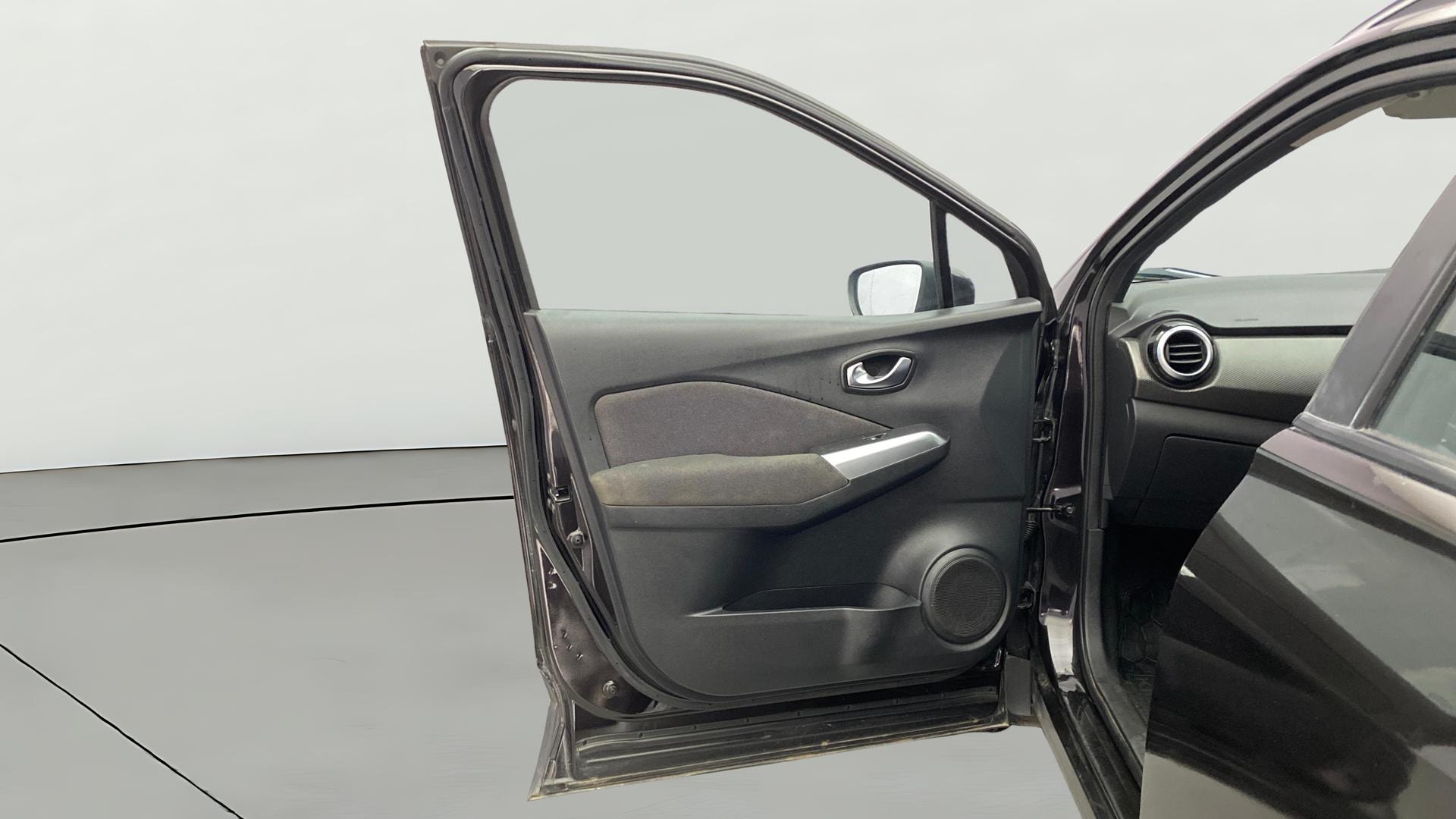 Used 2019 Nissan Kicks Used 2019 Nissan Kicks