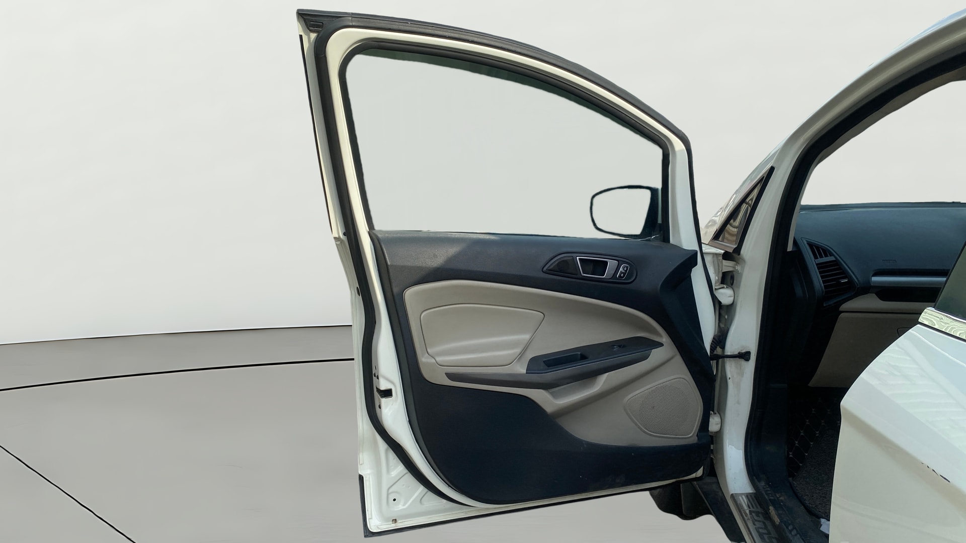 View 2020 Ford EcoSport 1.5 TDCi Diesel Ambiente BS IV Image 31 Used 2020 Ford EcoSport 1.5 TDCi Diesel Ambiente BS IV Image 31