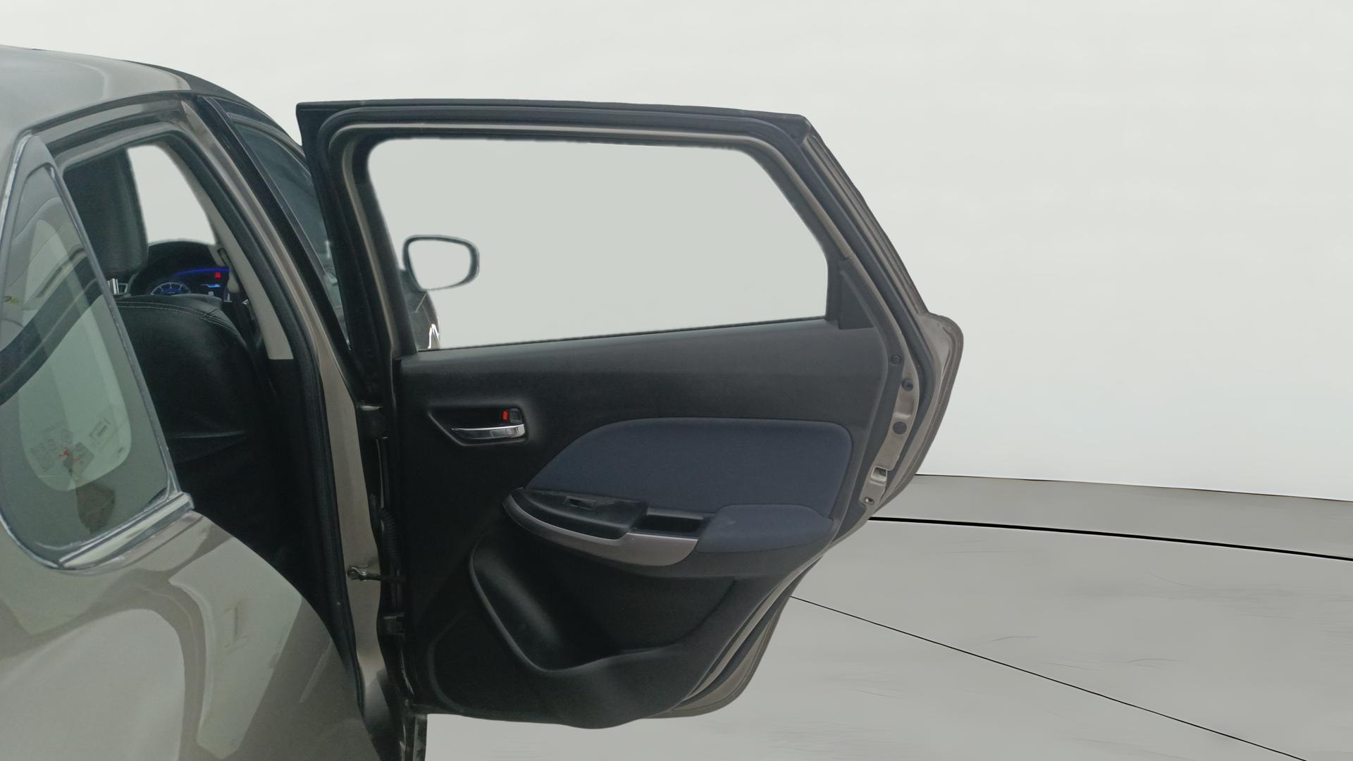 View 2021 Maruti Suzuki 1000 Base Variant Image 5 Used 2021 Maruti Suzuki 1000 Base Variant Image 5