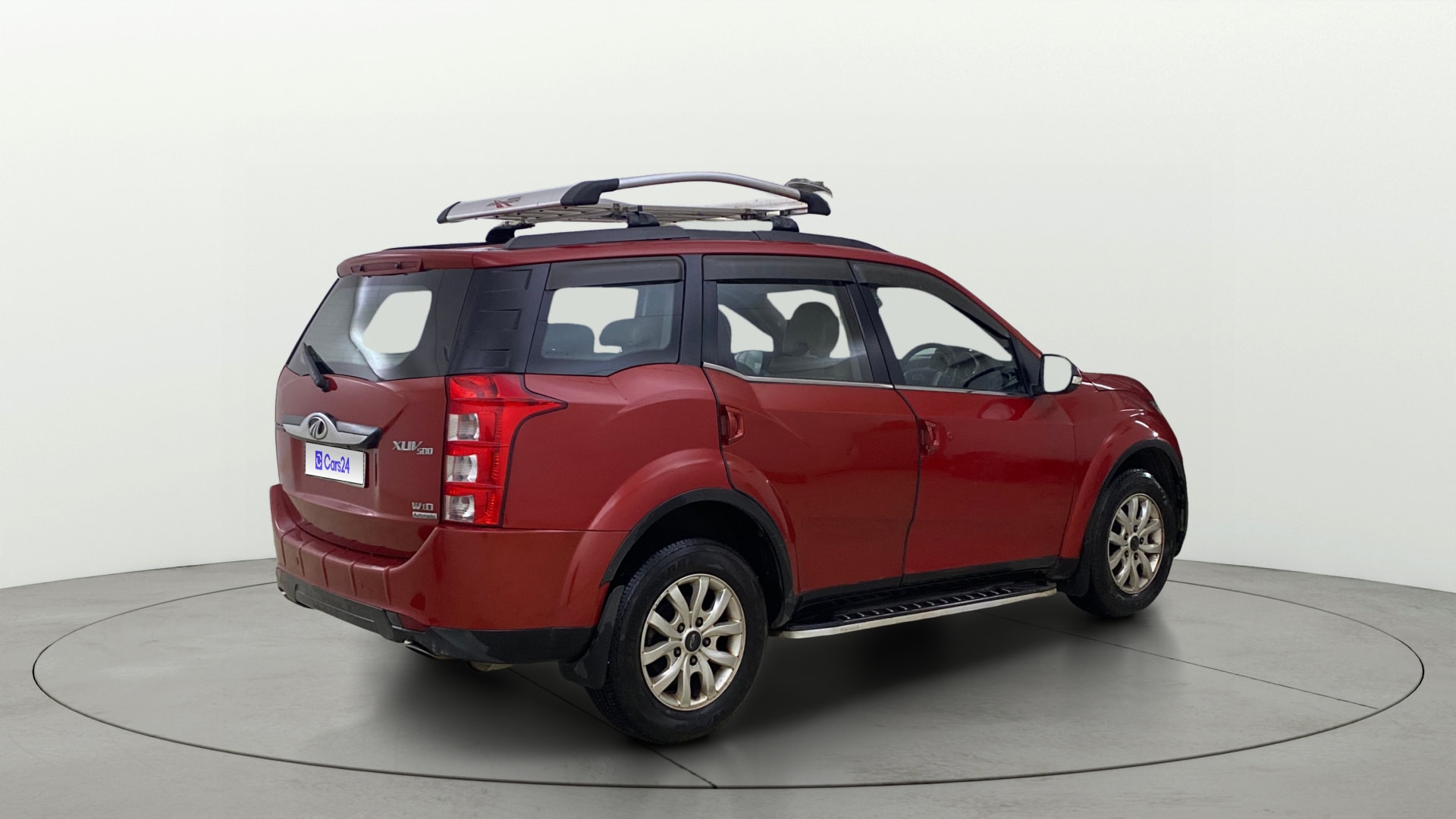 View 2017 Mahindra XUV500 W10 AWD AT Image 48 Used 2017 Mahindra XUV500 W10 AWD AT Image 48