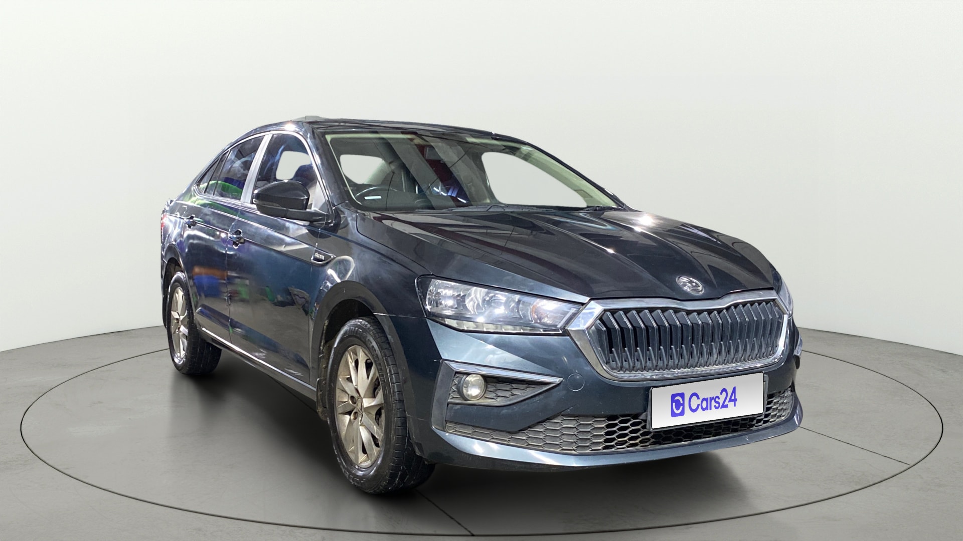 View 2022 Skoda Slavia Ambition 1.0 TSI MT Image 37 Used 2022 Skoda Slavia Ambition 1.0 TSI MT Image 37