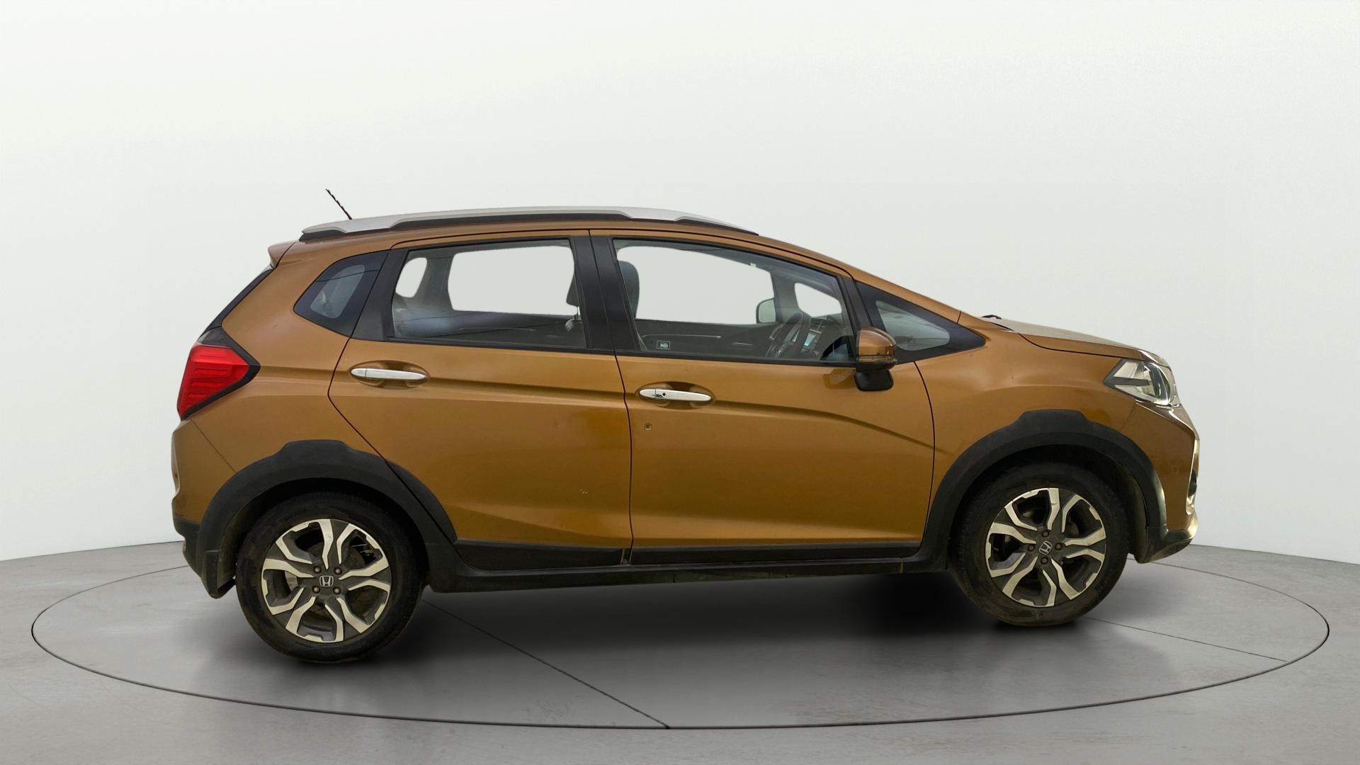 View 2018 Honda WR-V S MT Diesel Edge Edition Image 28 Used 2018 Honda WR-V S MT Diesel Edge Edition Image 28