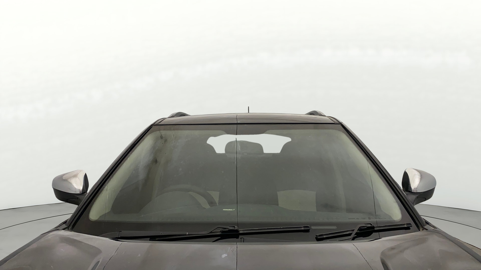 View 2023 Mahindra XUV300 W4 Petrol BS IV Image 30 Used 2023 Mahindra XUV300 W4 Petrol BS IV Image 30
