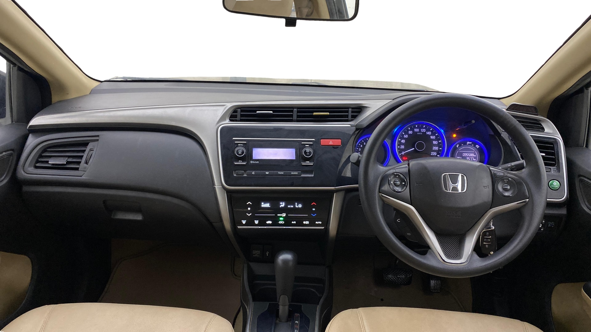 View 2015 Honda City ZX MT Diesel Anniversary Edition Image 16 Used 2015 Honda City ZX MT Diesel Anniversary Edition Image 16