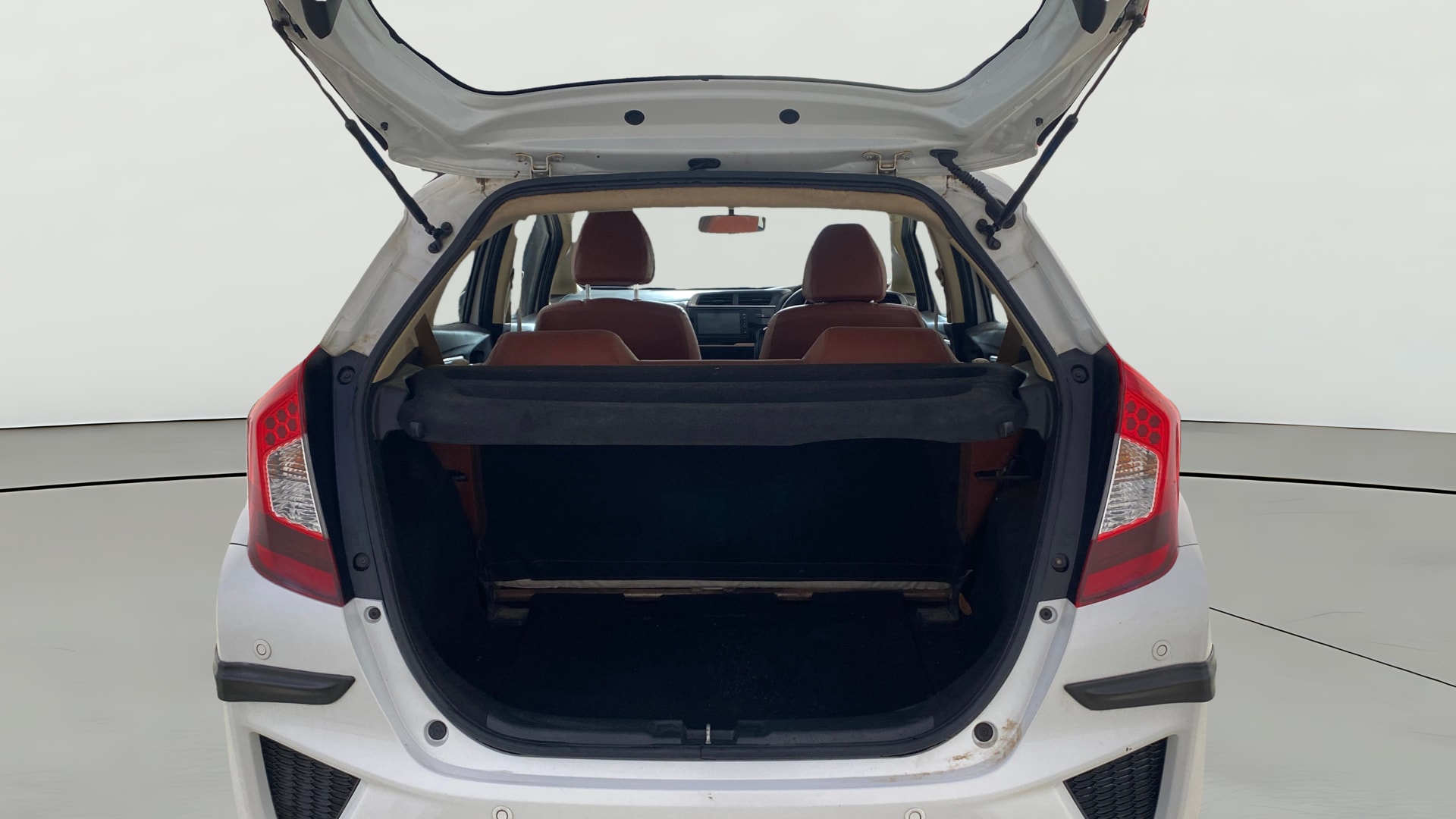 View 2019 Honda Jazz E MT Diesel Image 39 Used 2019 Honda Jazz E MT Diesel Image 39