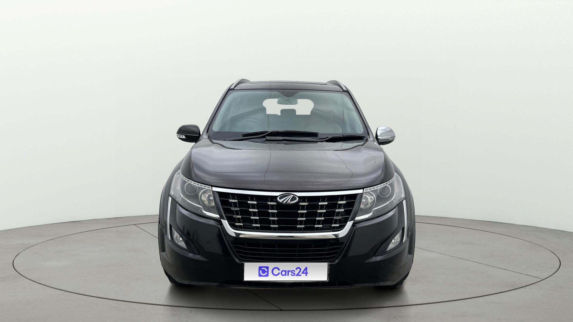 2019 महिंद्रा एक्सयूवी500 W11 2019 महिंद्रा एक्सयूवी500 W11