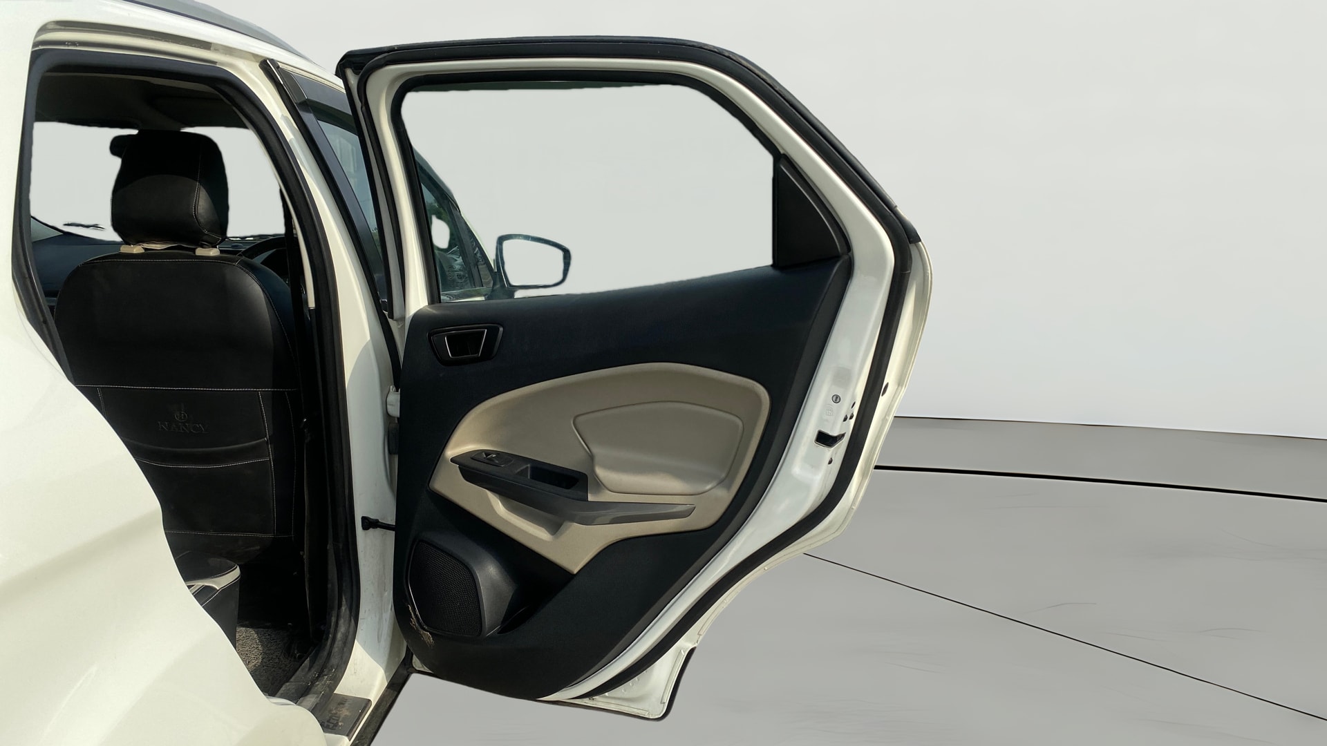 View 2020 Ford EcoSport 1.5 TDCi Diesel Ambiente BS IV Image 7 Used 2020 Ford EcoSport 1.5 TDCi Diesel Ambiente BS IV Image 7