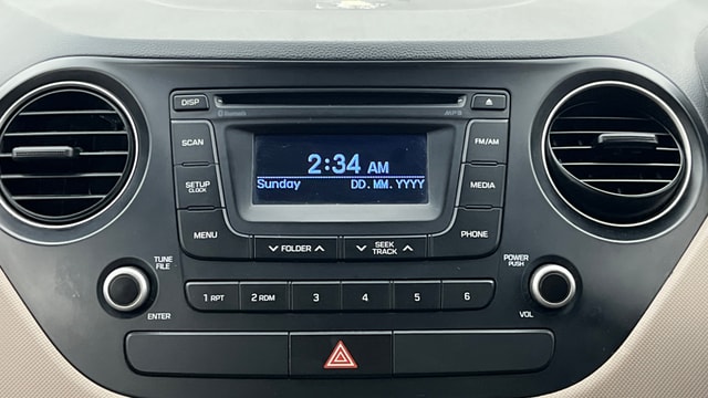 View Hyundai Grand i10 Image 17 Used Hyundai Grand i10 Image 17