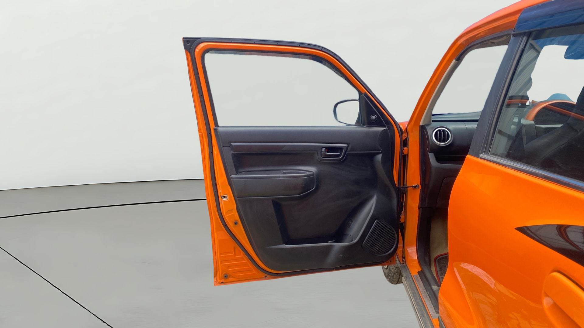 View 2019 Maruti Suzuki 1000 Base Variant Image 30 Used 2019 Maruti Suzuki 1000 Base Variant Image 30