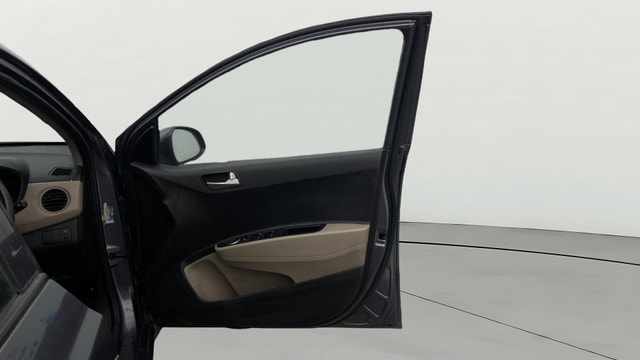 View Hyundai Grand i10 Image 43 Used Hyundai Grand i10 Image 43