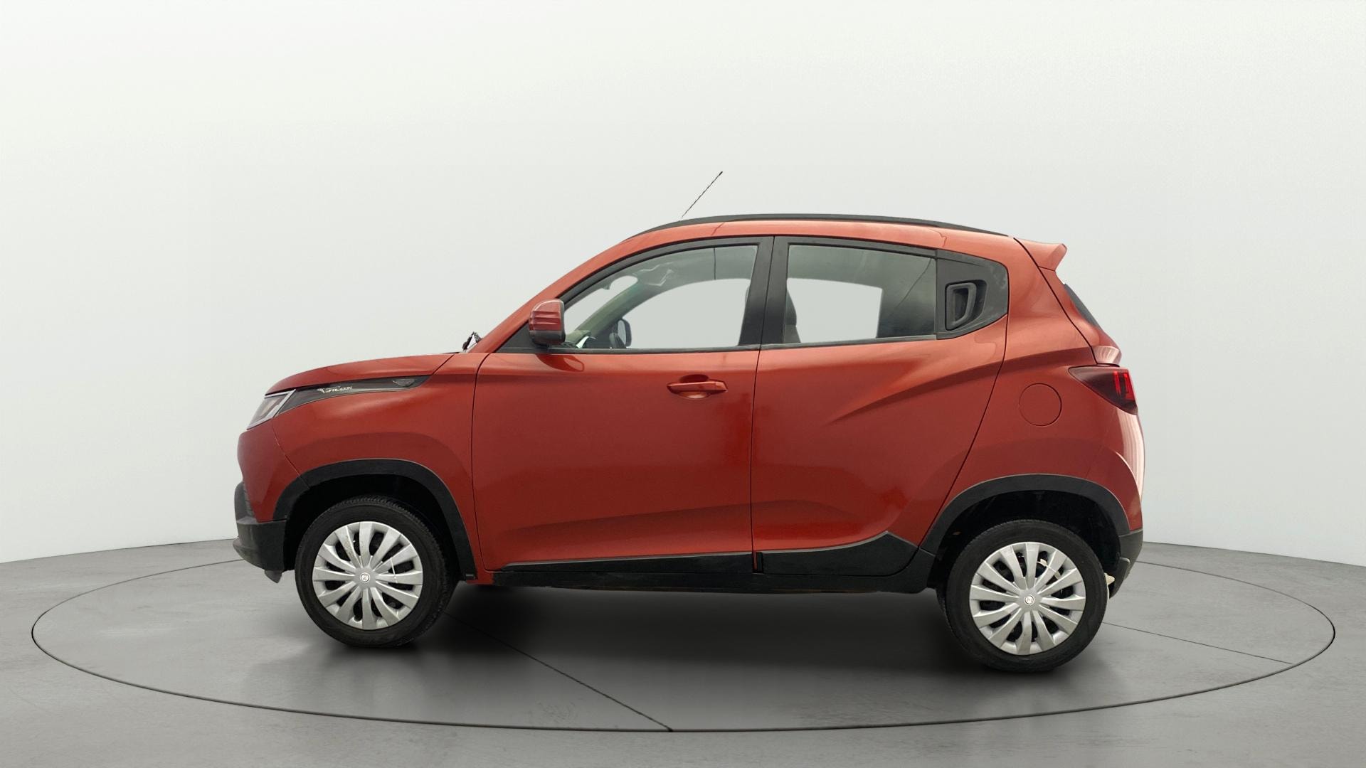Used 2016 Mahindra KUV100 Used 2016 Mahindra KUV100