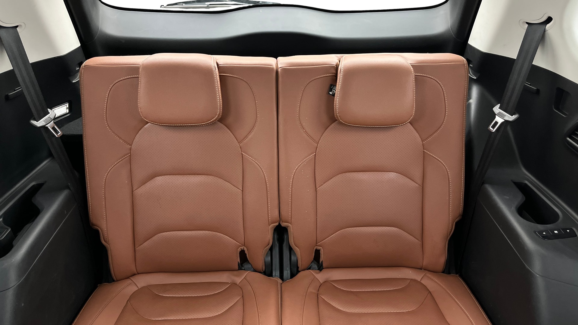 View 2022 MG Hector Plus Sharp CVT Petrol Image 14 Used 2022 MG Hector Plus Sharp CVT Petrol Image 14