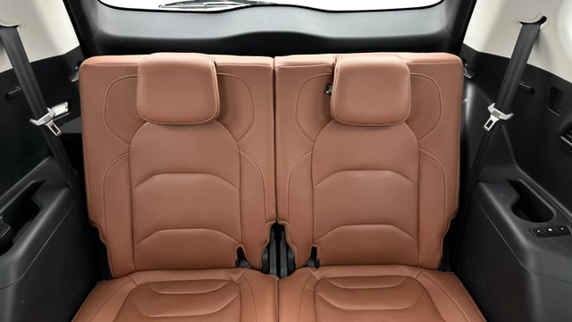 View MG Hector Plus Image 14 Used MG Hector Plus Image 14